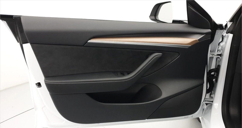 Tesla Model 3 cena 213990 przebieg: 5, rok produkcji 2023 z Kartuzy małe 407